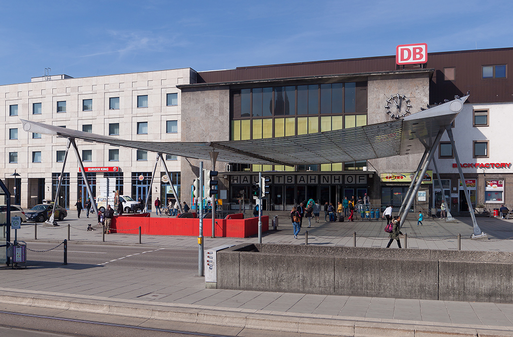 Ulm Hauptbahnhof Eingang